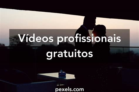 100.000+ melhores vídeos de Mulher Nua .